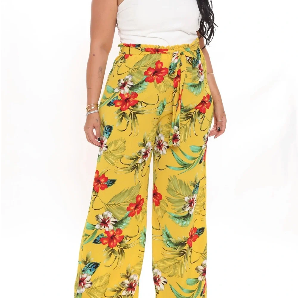 CUTE💛🌺 - Picture 4 of 4